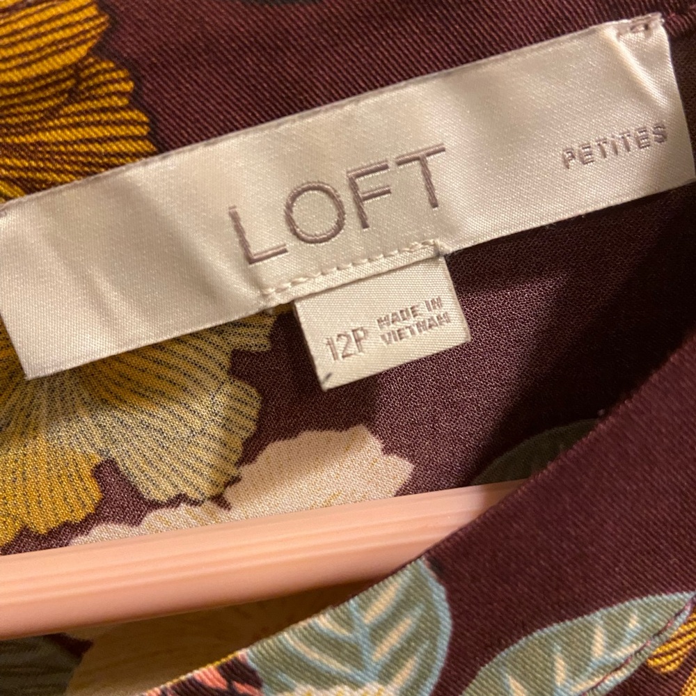 LOFT Burgundy Floral Long Sleeve Dress 12p EUC - Picture 4 of 8